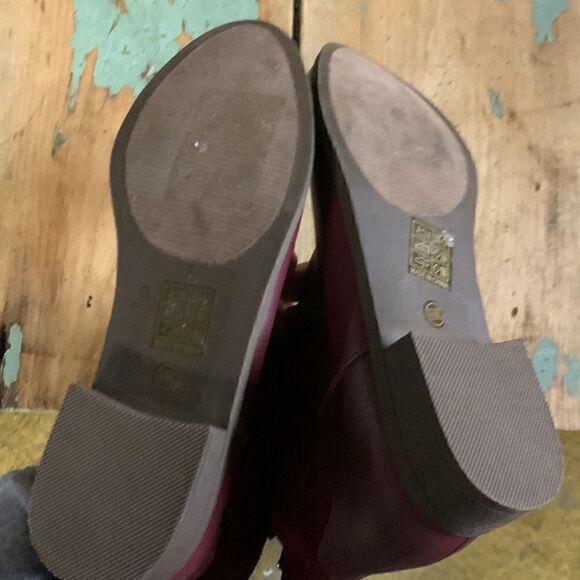 Hoff knee boot burgundy suede like material . 6.5 size - Picture 7 of 10